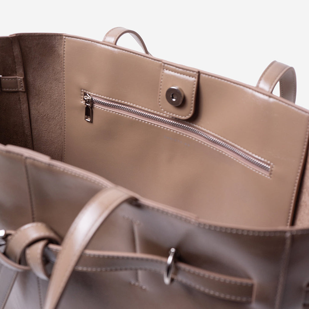 Taupe