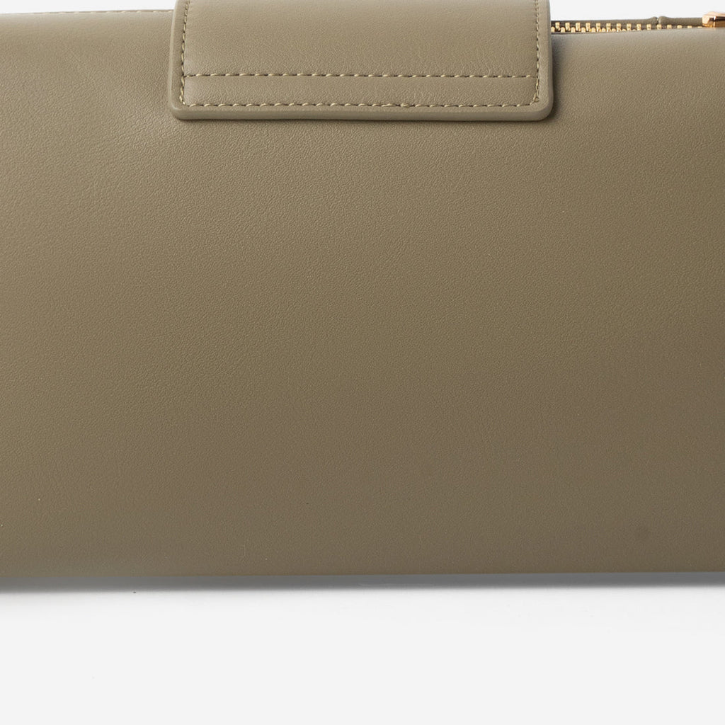 Olive Grey-text